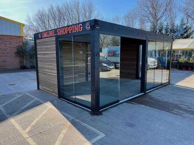 Pen-en-gat overkapping met Ipe hout Moderne overkapping met Ipe constructie