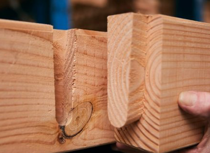 Zwaluwstaart verbindingen aan hout