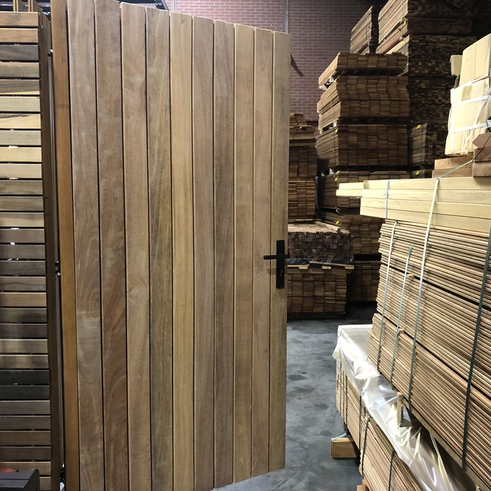 Ipé Tuinpoort 9 cm Lamellen Dubbelzijdig