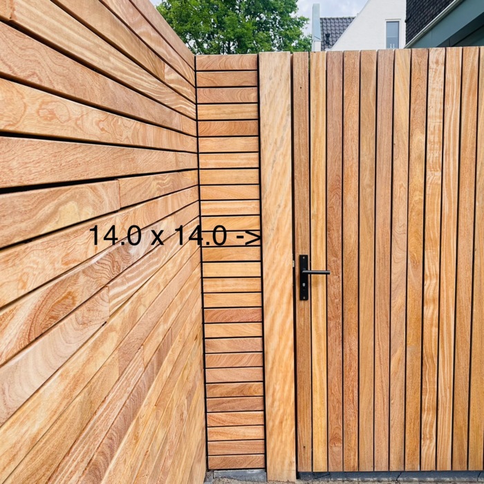 Kopmaat Ipé Paal 14x14 met lamellen