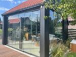 Douglas houten overkapping pen en gat met natuurlijke uitstraling