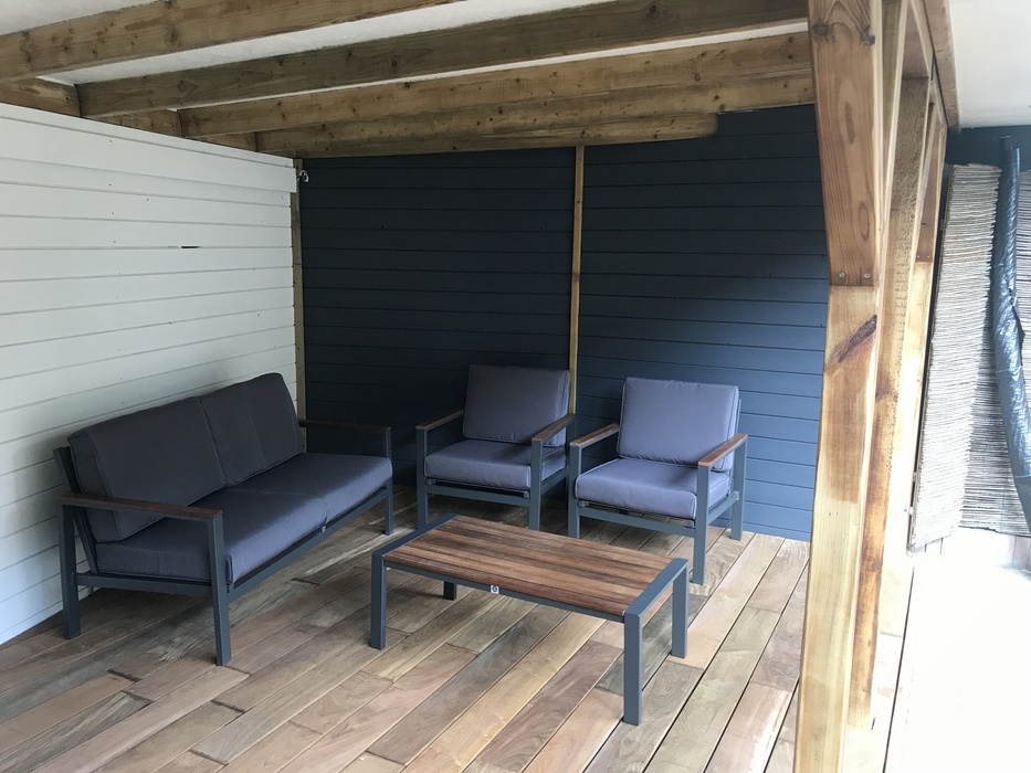 Luxe Ipé vlonder van vlak geschaafde planken met onzichtbare clips