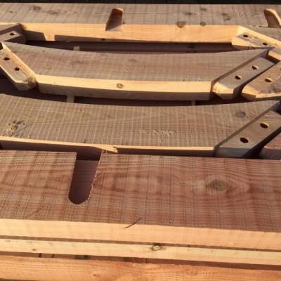 Traditionele pen en gat verbinding in Douglas hout constructie Traditionele pen en gat verbinding in Douglas hout constructie