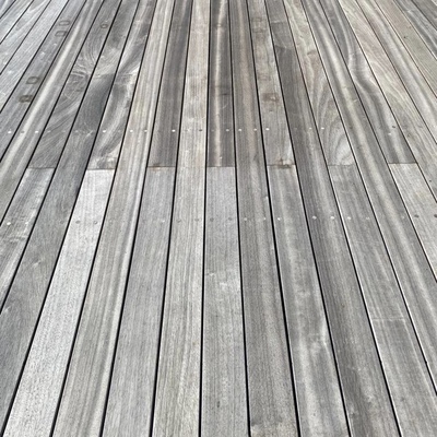 Weathered silver-grey Ipe decking Naturally weathered Ipe decking with elegant silver grey patina